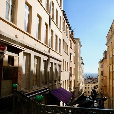 Le Loft Des Canuts Apartment *
